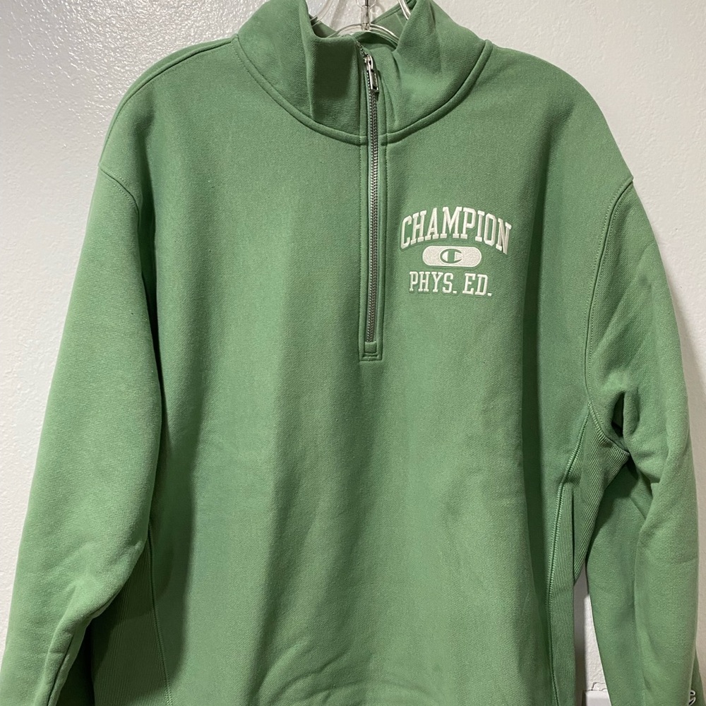 Size large champion quart zip